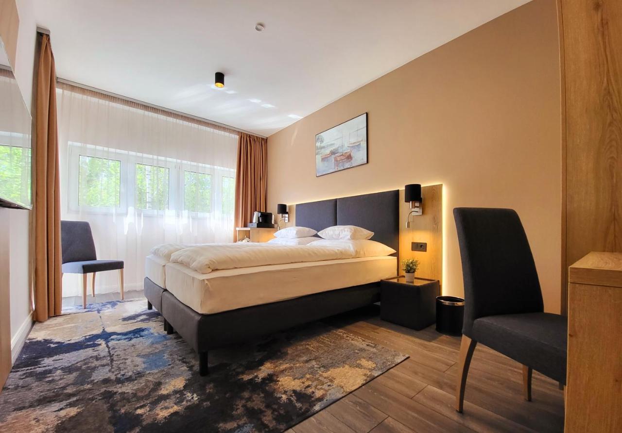 Villa Bauhaus Wellness Apart-Hotel Шіофок Екстер'єр фото
