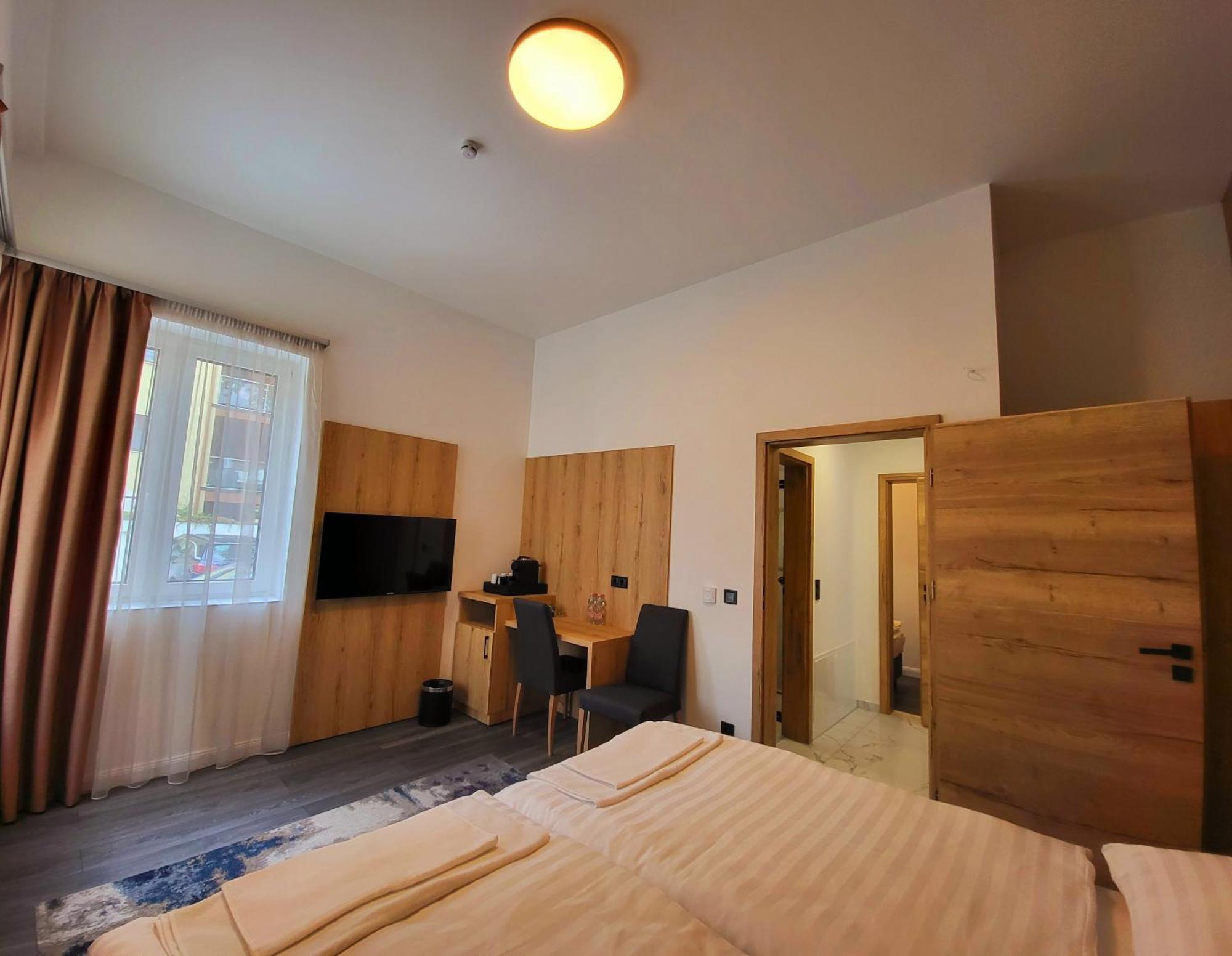 Villa Bauhaus Wellness Apart-Hotel Шіофок Номер фото
